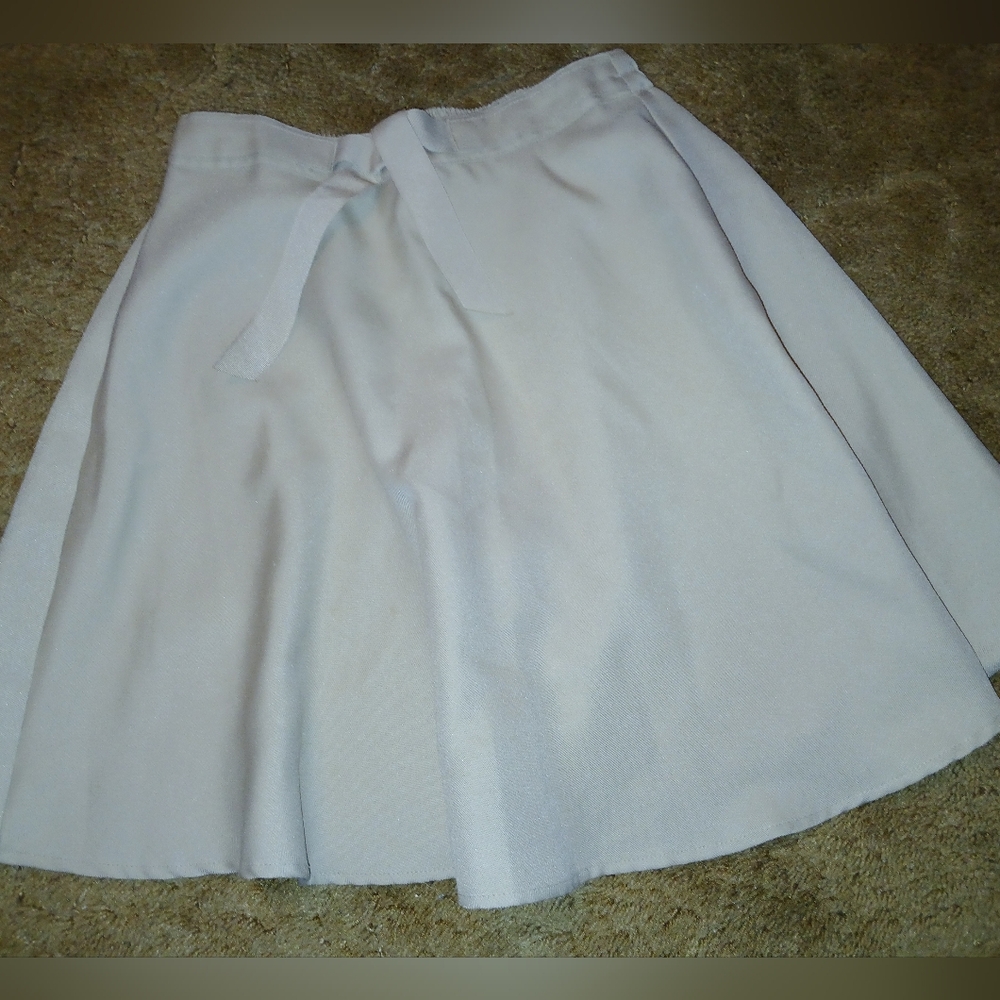 Izod Schoolwear Khaki Skirt With Attached Shorts Size 14 Regular